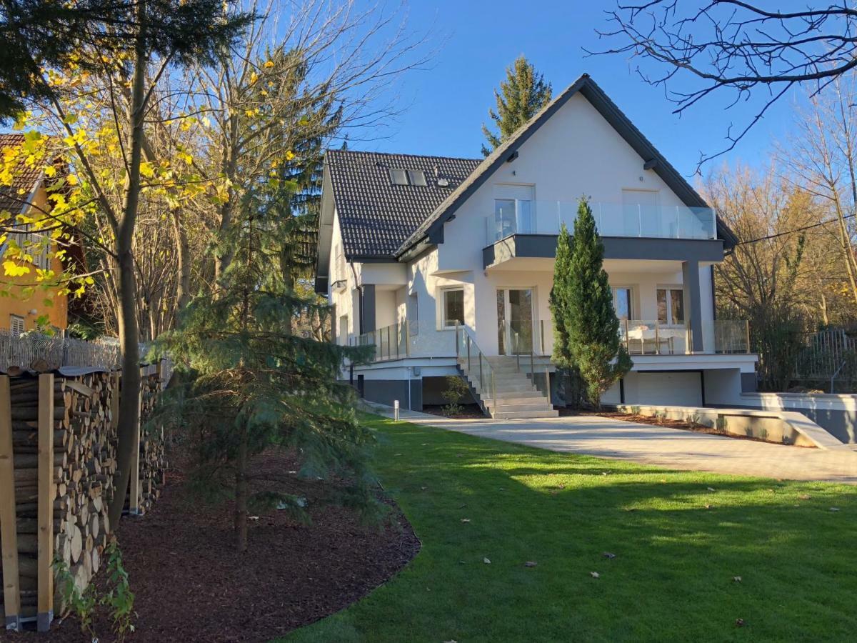Green Buda Valley: Holiday Home With Garden Budapest Exterior foto