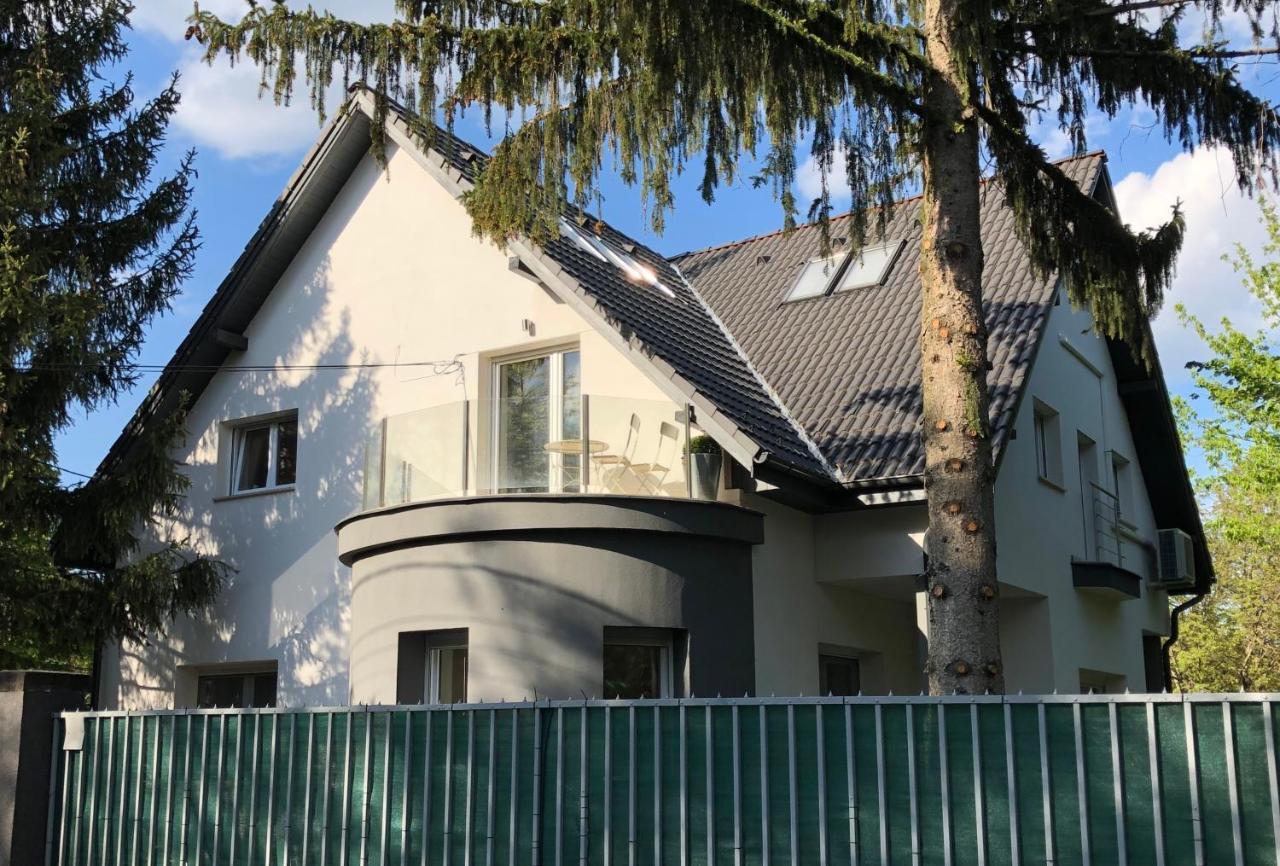 Green Buda Valley: Holiday Home With Garden Budapest Exterior foto
